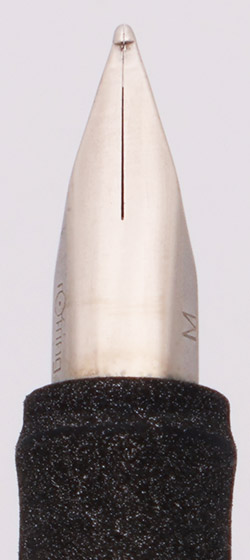 Rotring 600 Newton Fountain Pen (Germany) - Lava, Medium Steel Nib
